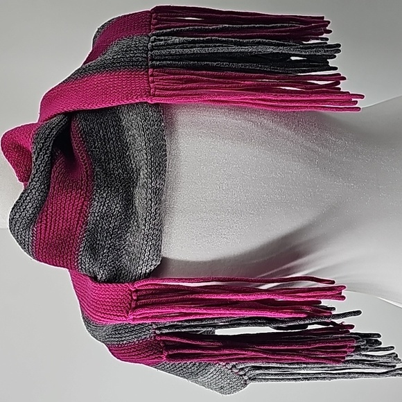 Lands' End Long Knit Scarf with Fringe Shades of Gray & Pink Stripes - Picture 7 of 7